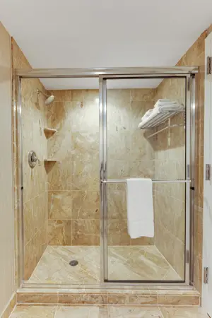 Image for room SKSV - Bathroom_Harborside_46