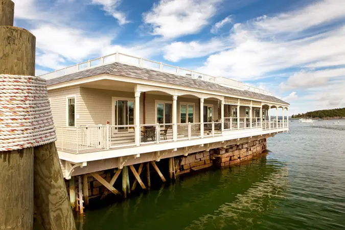 Image for room 2KQBH - Boathouse_suites_exterior_14835_standard.webp