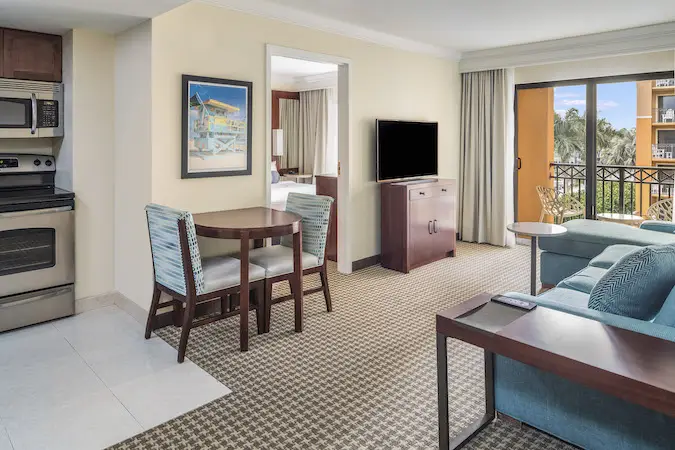 Image for room 2KKPV - atlantic_suites_2kkpv_417_livingroom.webp