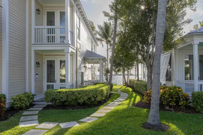 Image for room 3KKQOF - 729_sunlion_exterior_01 