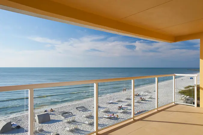 Image for room 2KQSBF - Edgewater_Suite_Balcony_South_89059_standard.webp